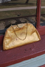 Load image into Gallery viewer, 1940s gold leather wristlet