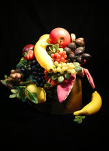 Load image into Gallery viewer, hand made kitschy chiquita banana fruit hat